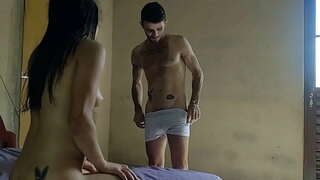 Novinha Lalla Potira dando gostoso para Betosmoke ਈ ਵੱਡੇ Bambu