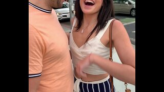 LLAWN OLYGFA Bach Teen Babe Avi Cariad yn Cael Sgriwio gan Newydd Buddy