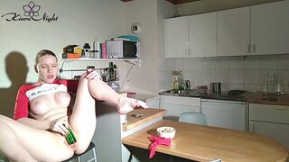 Hot Babe Jerk Off കുപ്പി - Intensive Orgasm