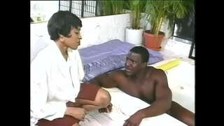 Lucky കറുത്ത dude is happy to fuck ഈ മനോഹരമായ fuious ലേഡി